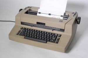 170706  copyshot erma bombeck typewriter for archives  Burgess